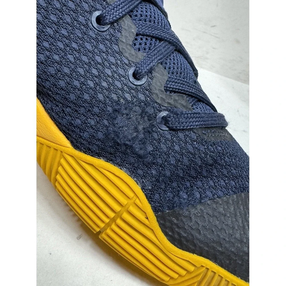 Nike Kyrie 2 Cavs Midnight Navy Yellow Mens Sz 12 Basketball Shoes 819583-447